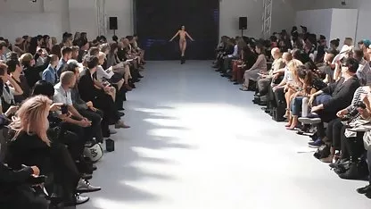 او پورن داستاني را لمس, دسته بندی ها, پورنو مودار, رابطه
