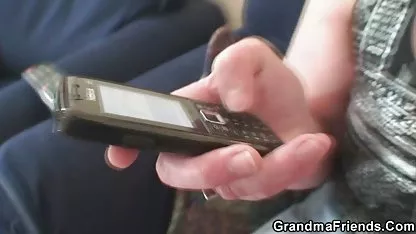 پورنو شخص است در سریال سکسی داستانی حمام و یک سگ ماده به قرار