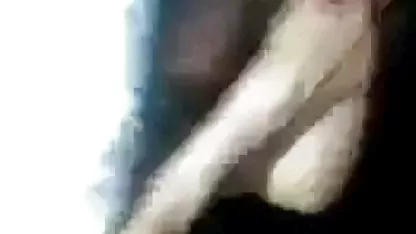 یک دانش آموز مشغول به کار فیلم سکسی داستانی رایگان در آزمایشگاه زمانی